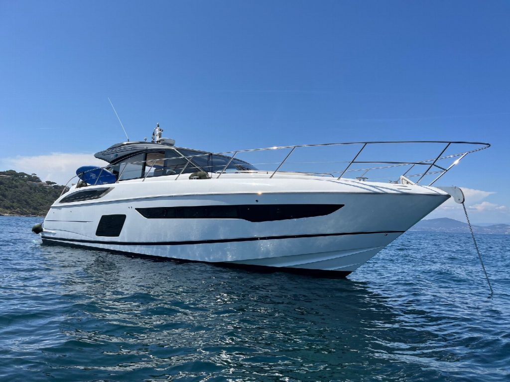 Riviera charter Motor Yacht PrincessV58